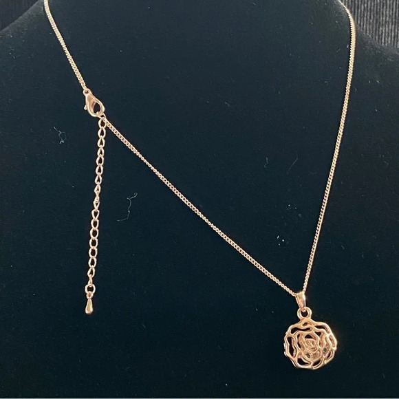 Dainty Rose Gold Lot 3 Items a Delicate  Crystal Rose Necklace and 2 Bracelets - Picture 8 of 14